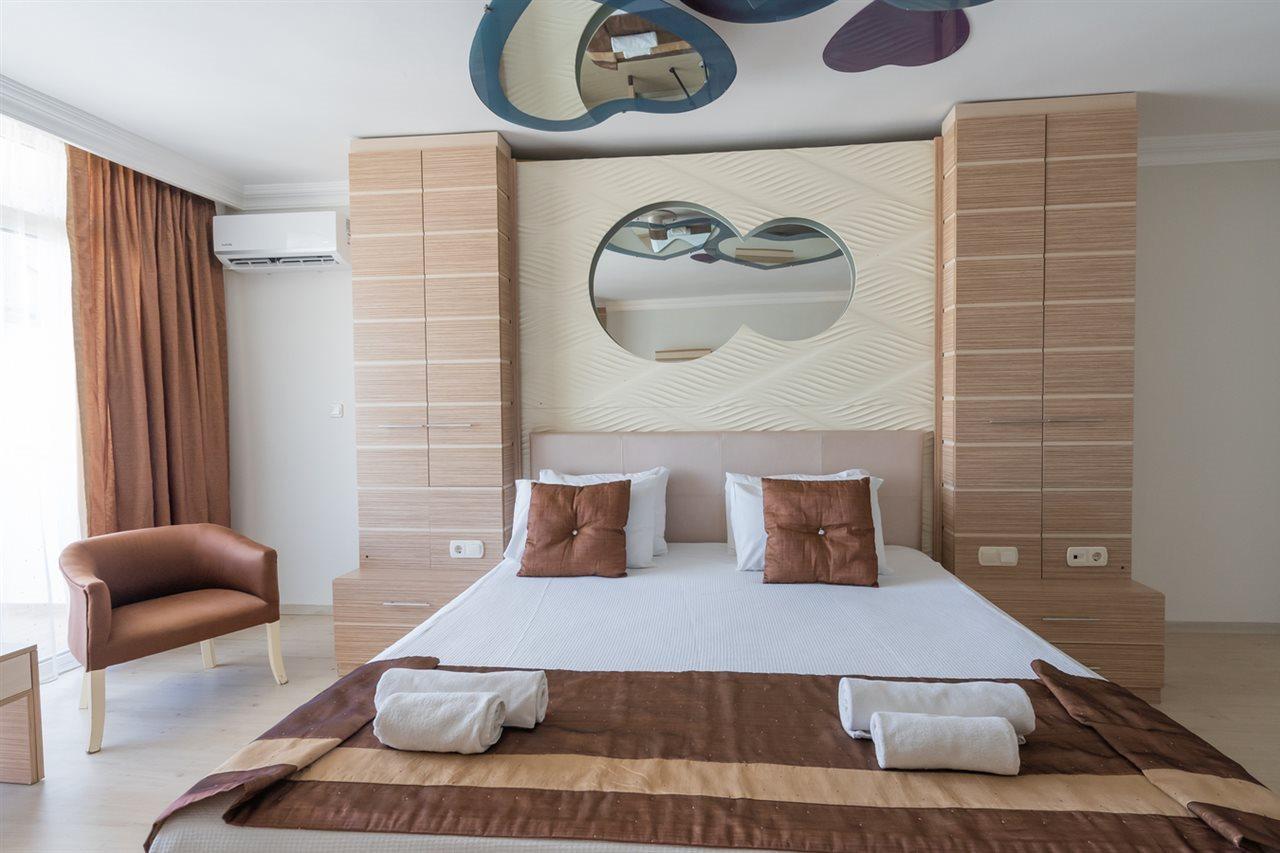 Dora Beach Hotel Мармарис Екстер'єр фото